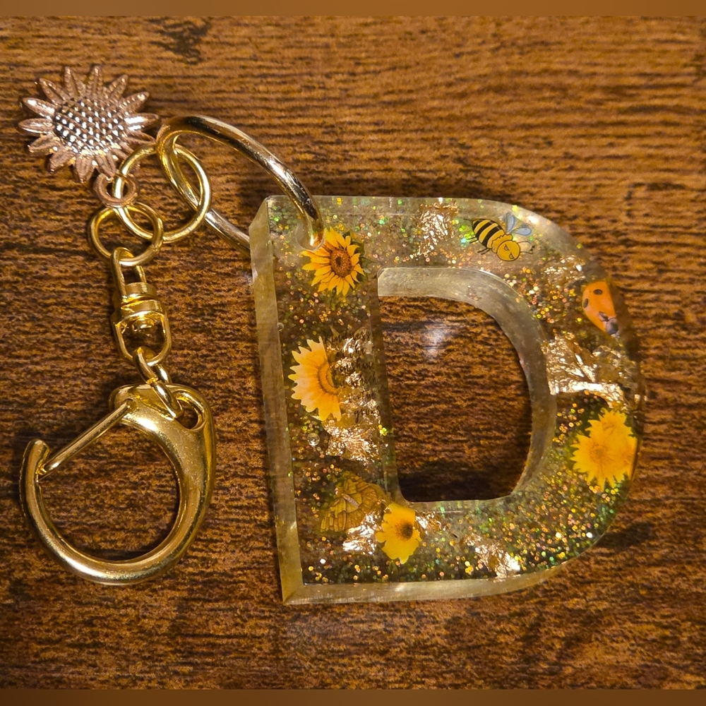 Floral Resin Letter D Keychain With Sunflower And Bee Accents